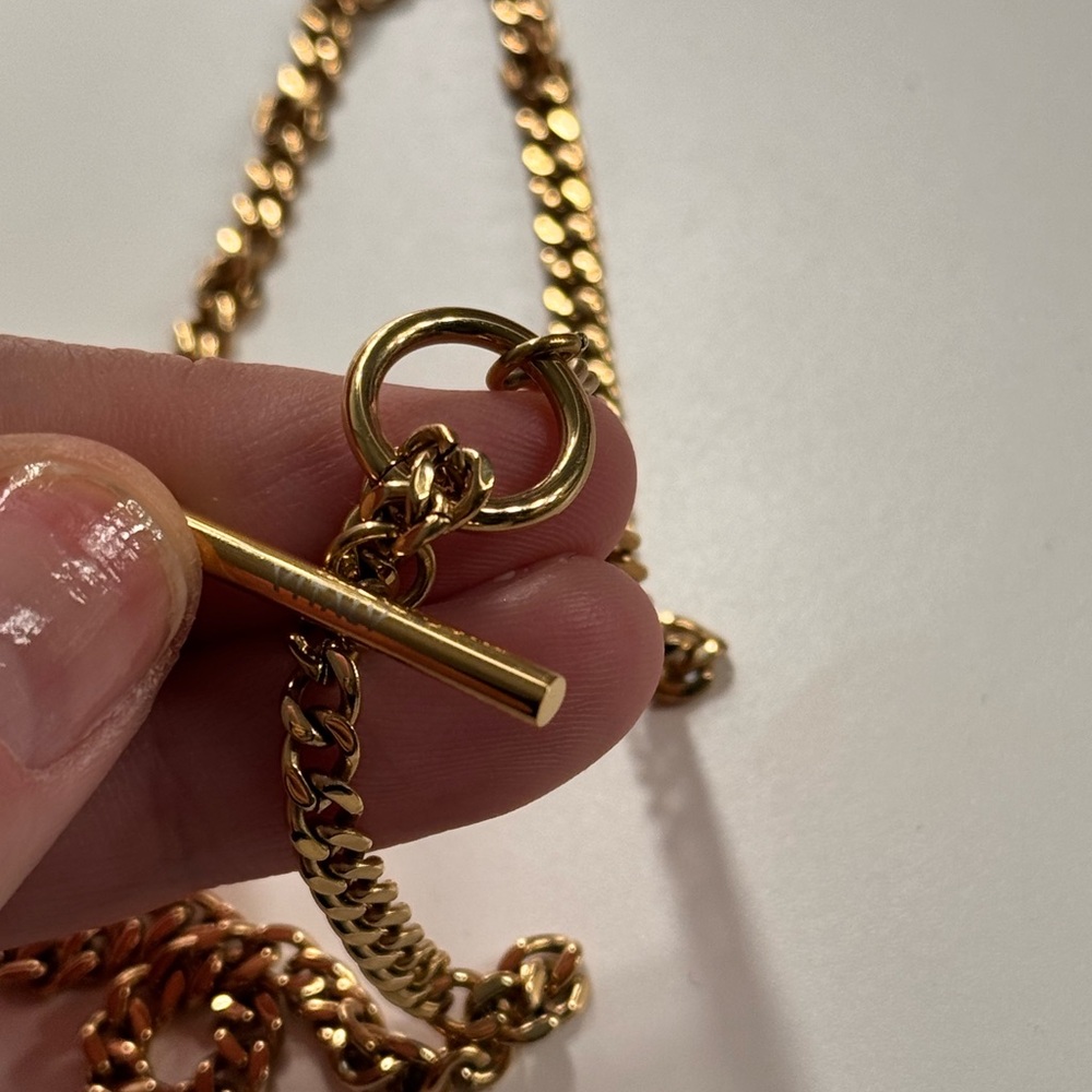 Elegant Gold Chain Necklace - Picture 3 of 4